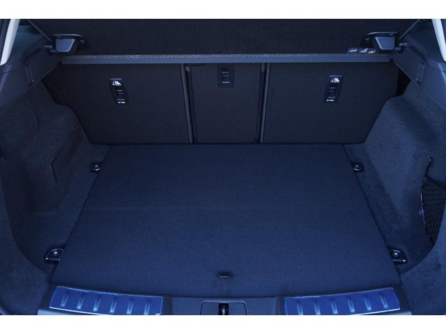 レンジローバーイヴォーク ダイナミック　ＨＳＥ　Ｐ３００ｅ　ＰＨＥＶ　４ＷＤ　２０ＡＷ　コールドクライメート　パノラミックルーフ（32枚目）