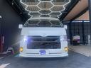TOYOTA HIACE COMMUTER