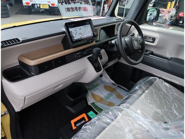 Ｎ－ＢＯＸ ファッションスタイル　４ＷＤ　届出済未使用車　９型ホンダコネクトナビ　ＴＶ　ＢＴ　ＵＳＢ　バックカメラ　ＥＴＣ２．０　両側パワースライドドア　純正マット・バイザー　前列シートヒーター　シートバックテーブル　オータムイエローパール（39枚目）