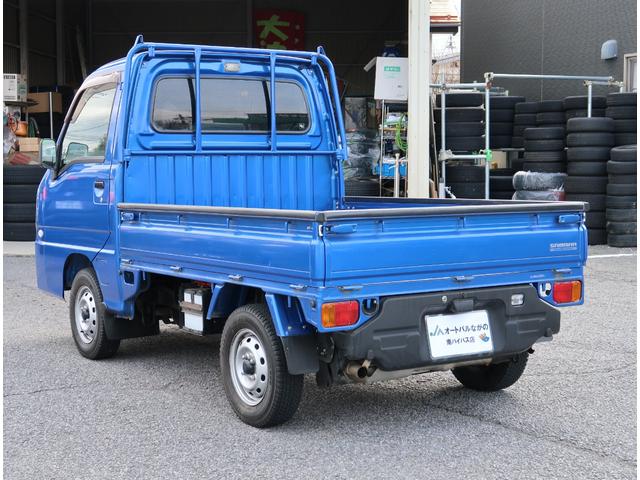 ＷＲ　ブルーリミテッド　４ＷＤ　オートマ　キーレス　エアコン　パワーステアリング　パワーウィンドウ　ＣＤチューナー　運転席エアバッグ　ゲートチェーン　限定ＷＲブルーマイカ　走行距離６．９万キロ　車検令和７年９月まで(8枚目)