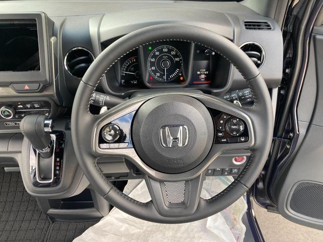 自ら操るハンドル！ドライバーの生命線です。お客様の目で実際にご確認ください。