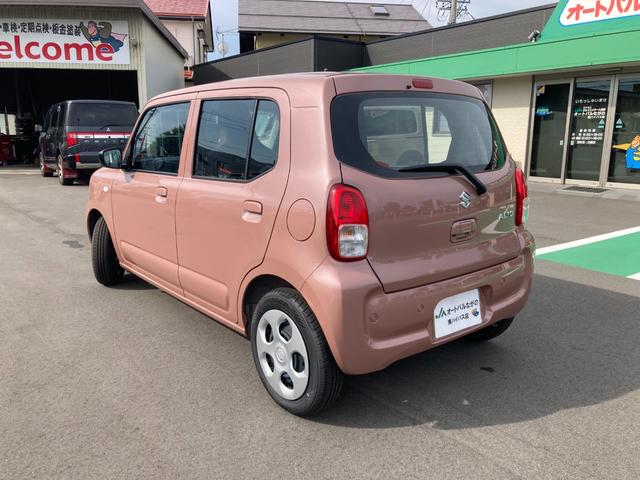 アルト L 4WD 届出済未使用車 バックアイカメラ・スズキコネクト対応通信機装着車 クリアランスソナー レーンアシスト 衝突被害軽減システム オートライト 電動格納ミラー 前席左右シートヒーター CVT ABS オーディオレス(7枚目)