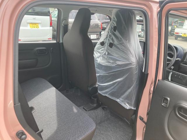 アルト L 4WD 届出済未使用車 バックアイカメラ・スズキコネクト対応通信機装着車 クリアランスソナー レーンアシスト 衝突被害軽減システム オートライト 電動格納ミラー 前席左右シートヒーター CVT ABS オーディオレス(39枚目)