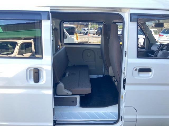 ミニキャブバン M 4WD 4AT 両側スライドドア アイドリングストップ オートライト ABS ESC エアコン パワーステアリング 運転席エアバッグ 助手席エアバッグ FM/AMラジオ フロアマット バイザー 記録簿(31枚目)