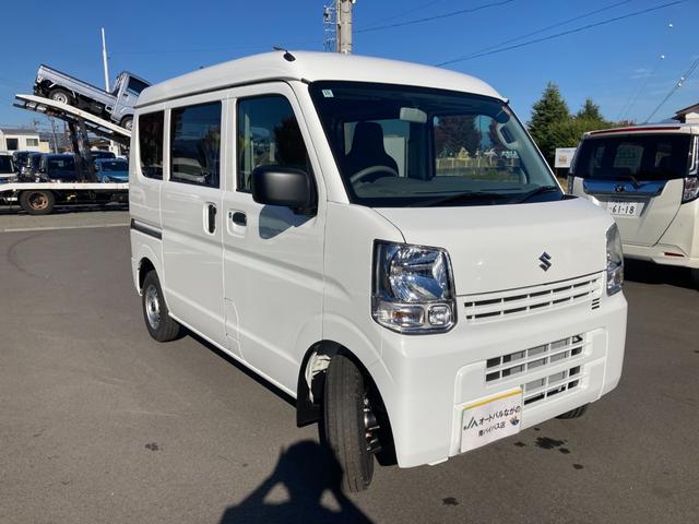 エブリイ PA 4WD 両側スライドドア クリアランスソナー オートライト 届出済未使用車 4A/T ABS ESC エアバック 衝突安全ボディ エアコン パワーステアリング ルーフコンソール LEDルームランプ(3枚目)