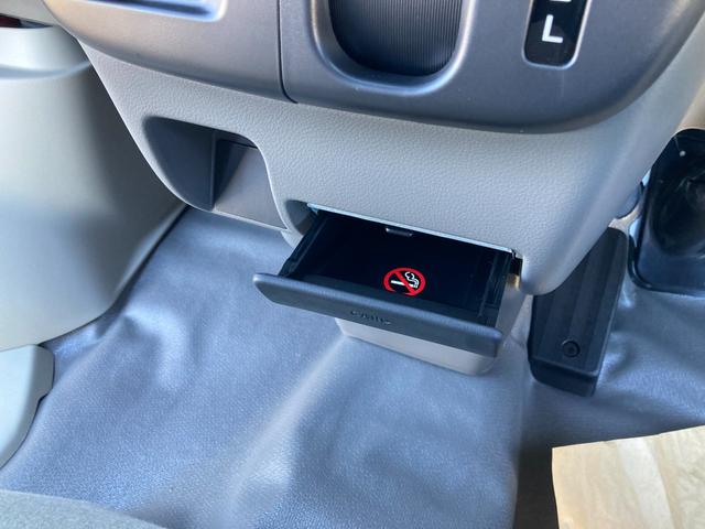 エブリイ PA 4WD 両側スライドドア クリアランスソナー オートライト 届出済未使用車 4A/T ABS ESC エアバック 衝突安全ボディ エアコン パワーステアリング ルーフコンソール LEDルームランプ(27枚目)