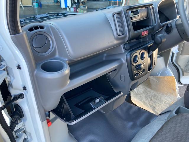 エブリイ PA 4WD 両側スライドドア クリアランスソナー オートライト 届出済未使用車 4A/T ABS ESC エアバック 衝突安全ボディ エアコン パワーステアリング ルーフコンソール LEDルームランプ(30枚目)