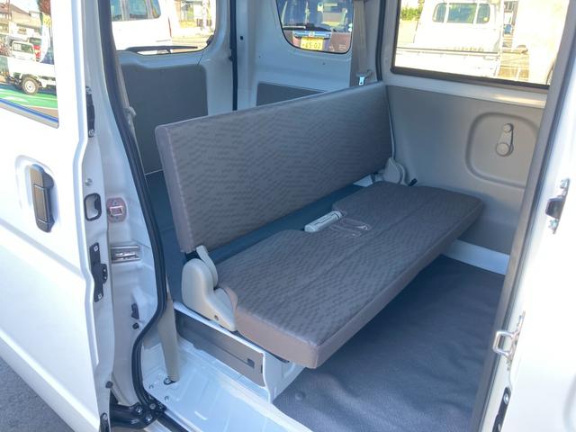 エブリイ PA 4WD 両側スライドドア クリアランスソナー オートライト 届出済未使用車 4A/T ABS ESC エアバック 衝突安全ボディ エアコン パワーステアリング ルーフコンソール LEDルームランプ(32枚目)