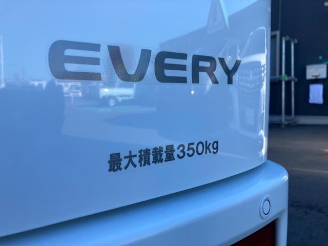 エブリイ PA 4WD 両側スライドドア クリアランスソナー オートライト 届出済未使用車 4A/T ABS ESC エアバック 衝突安全ボディ エアコン パワーステアリング ルーフコンソール LEDルームランプ(45枚目)