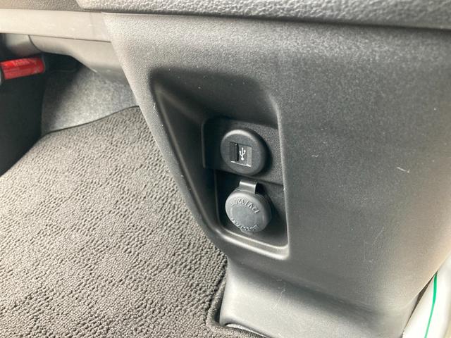 スペーシアカスタム ハイブリッドXSターボ 4WD 全方位モニター 純正8インチナビ 運転席/助手席シートヒーター ETC 左右パワースライドドア クリアランスソナー クルーズコントロール レーンアシスト 衝突被害軽減システム LEDヘッドランプ スペアキー(31枚目)