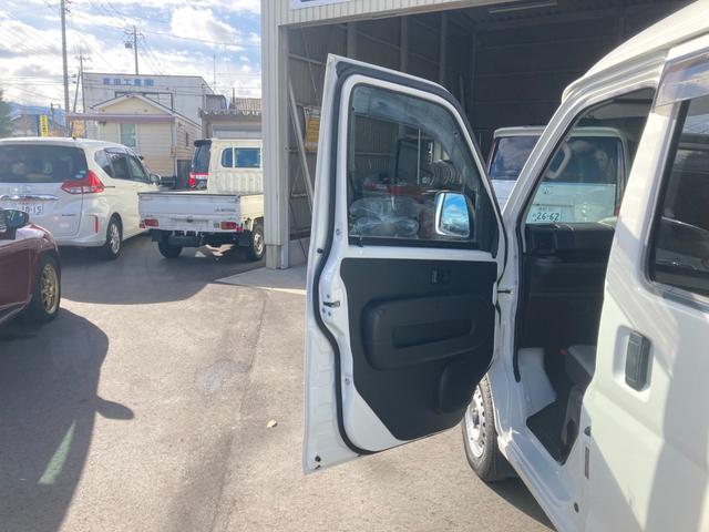 グーネットに無料専用ダイヤルをご用意しております。ご質問やお問合せやご相談、なんでもお気軽にどうぞ♪