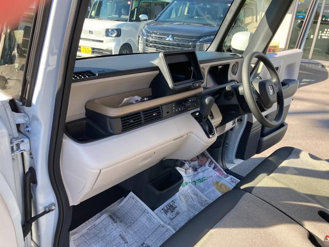 N-BOX ベースグレード 2WD 左右パワースライドドア オーディオレス バックカメラ クリアランスソナー ホンダセンシング アダプティブクルーズコントロール レーンキープアシスト オートハイビーム LEDヘッドランプ スマートキー スペアキー(17枚目)