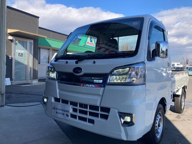 サンバートラック TBスマートアシスト 4WD 長野県限定車 5M/T リヤデフロック LEDヘッドランプ/フォグランプ メッキミラーカバー 4枚リーフスプリング SAIIIt クリアランスソナー ETC ナビ TV オートライト ABS ESC CD USB(10枚目)