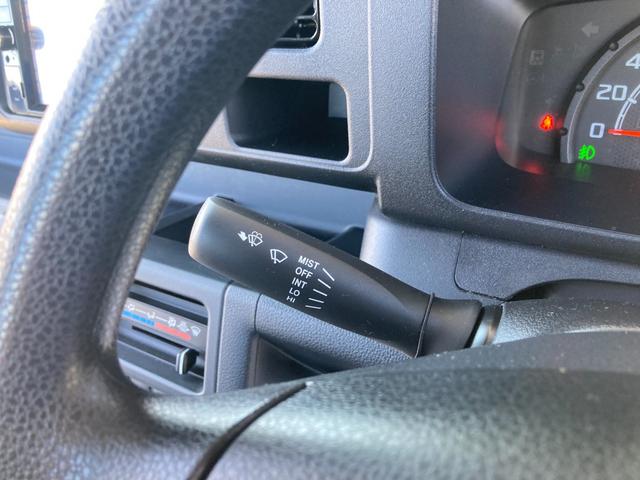 サンバートラック TBスマートアシスト 4WD 長野県限定車 5M/T リヤデフロック LEDヘッドランプ/フォグランプ メッキミラーカバー 4枚リーフスプリング SAIIIt クリアランスソナー ETC ナビ TV オートライト ABS ESC CD USB(20枚目)