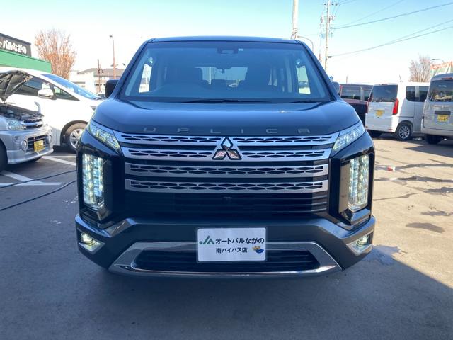 デリカD:5 G パワーパッケージ 4WD 純正10.1インチナビ マルチアラウンドモニター 前後ドライブレコーダー ETC TV アダプティブクルーズコントロール レーンアシスト 衝突被害軽減システム 両側電動スライドドア 電動バックドア オートマチックハイビーム(9枚目)