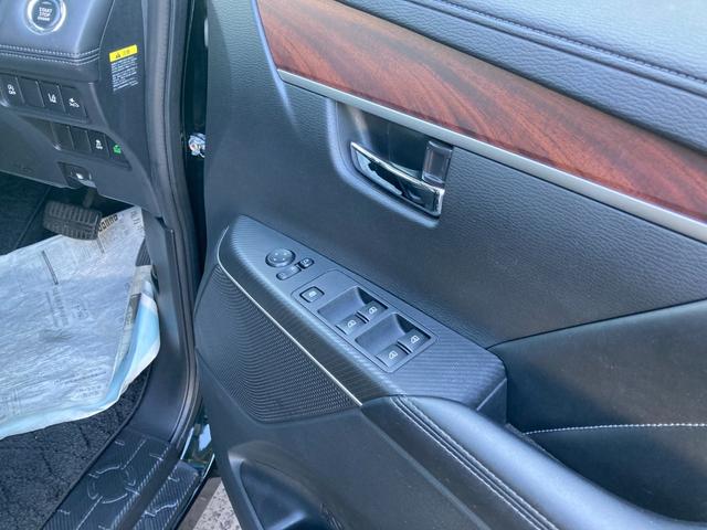 デリカD:5 G パワーパッケージ 4WD 純正10.1インチナビ マルチアラウンドモニター 前後ドライブレコーダー ETC TV アダプティブクルーズコントロール レーンアシスト 衝突被害軽減システム 両側電動スライドドア 電動バックドア オートマチックハイビーム(12枚目)