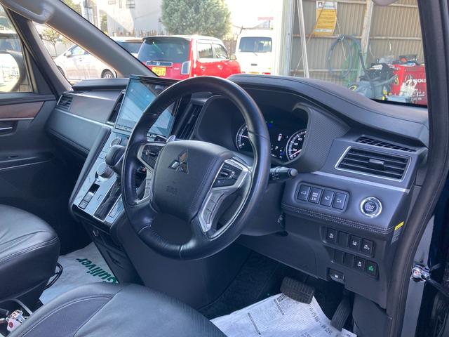 デリカD:5 G パワーパッケージ 4WD 純正10.1インチナビ マルチアラウンドモニター 前後ドライブレコーダー ETC TV アダプティブクルーズコントロール レーンアシスト 衝突被害軽減システム 両側電動スライドドア 電動バックドア オートマチックハイビーム(16枚目)