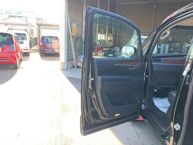 デリカD:5 G パワーパッケージ 4WD 純正10.1インチナビ マルチアラウンドモニター 前後ドライブレコーダー ETC TV アダプティブクルーズコントロール レーンアシスト 衝突被害軽減システム 両側電動スライドドア 電動バックドア オートマチックハイビーム(17枚目)