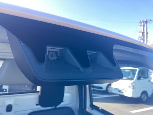 サンバートラック ＪＡ　４ＷＤ　スマートアシスト　ＡＣ　５Ｍ／Ｔ　副変速機　４枚リーフスプリング　リヤデフロック　衝突被害軽減システム　クリアランスソナー　レーンアシスト　アイドリングストップ　オートハイビーム　ＣＤチューナー　荷台ＬＥＤランプ（52枚目）