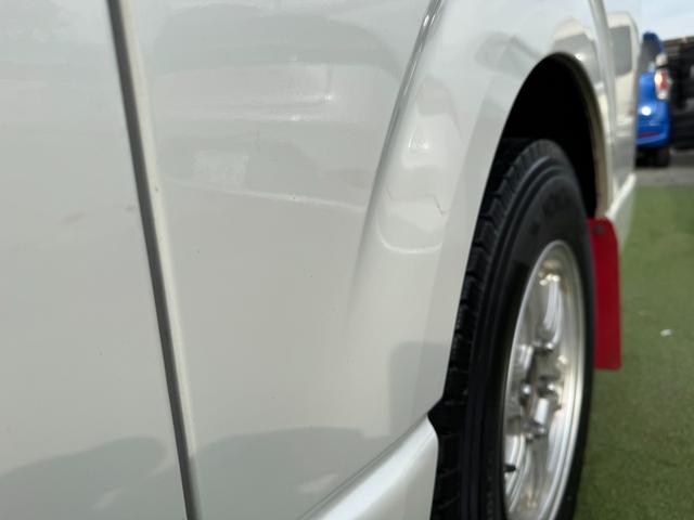 レジアスエースバン スーパーＧＬ　ダークプライム　１オーナー／４ＷＤ／ディーゼル／プッシュスタート／両側パワスラ／寒冷地仕様／バックモニター／ＡＣ１００Ｖ／助手席エアバック／ＬＳＤ／パナソニックナビ／ドライブレコーダー／ＥＴＣ２．０／リヤフィルム施工（23枚目）