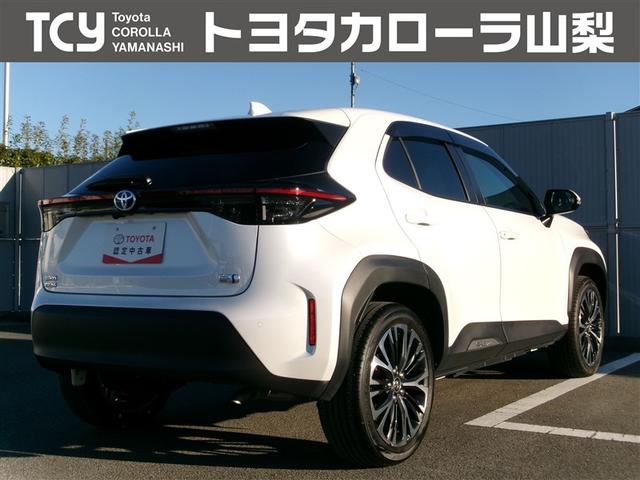 ヤリスクロス ハイブリッドＺ　衝突被害軽減システム　バックカメラ　ＥＴＣ　ＬＥＤヘッドランプ　スマートキー　ハイブリッド　記録簿　オートクルーズコントロール（4枚目）