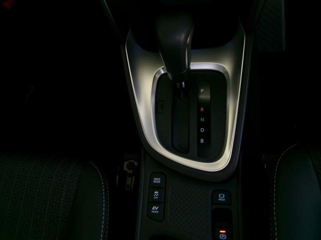 ヤリスクロス ハイブリッドＺ　衝突被害軽減システム　バックカメラ　ＥＴＣ　ＬＥＤヘッドランプ　スマートキー　ハイブリッド　記録簿　オートクルーズコントロール（13枚目）