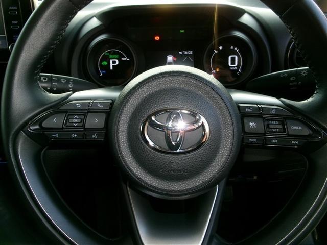 ヤリスクロス ハイブリッドG 衝突被害軽減システム ドラレコ バックカメラ LEDヘッドランプ スマートキー ハイブリッド 記録簿 オートクルーズコントロール(18枚目)