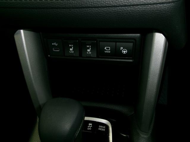 カローラクロス ハイブリッド　Ｚ　サンルーフ　衝突被害軽減システム　フルセグ　メモリーナビ　ドラレコ　バックカメラ　ＥＴＣ　ＬＥＤヘッドランプ　スマートキー　ハイブリッド　記録簿　オートクルーズコントロール（14枚目）