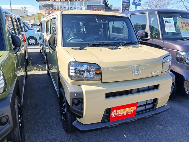 タフト Ｘ　４ＷＤ　届出済未使用車　クリアランスソナー　衝突被害軽減システム　ＬＥＤヘッドランプ　スマートキー　アイドリングストップ　サンルーフ　ＣＶＴ　盗難防止　ＡＢＳ　横滑り防止　衝突安全ボディ　エアコン（4枚目）