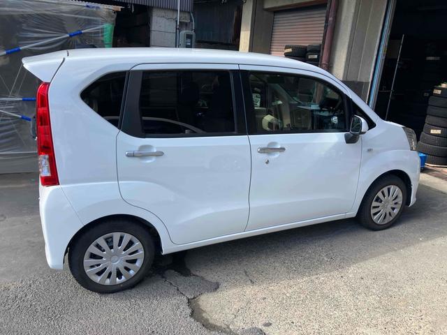 ムーヴ Ｌ　４ＷＤ　ナビ付　ＥＴＣ　キーレスエントリー　アイドリングストップ　電動格納ミラー　ベンチシート　ＣＶＴ　盗難防止システム　ＡＢＳ　ＥＳＣ　衝突安全ボディ　エアコン　パワーステアリング　パワーウィンドウ（12枚目）