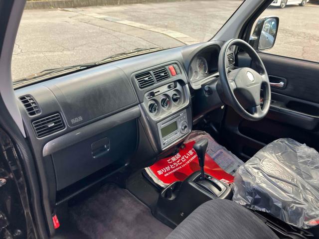 バモス Ｌ・スタイリッシュパッケージ　４ＷＤ　両側スライドドア　キーレスエントリー　ＡＴ　ＡＢＳ　ＣＤ　ＭＤ　ミュージックプレイヤー接続可　アルミホイール　衝突安全ボディ　エアコン　パワーステアリング　パワーウィンドウ（9枚目）