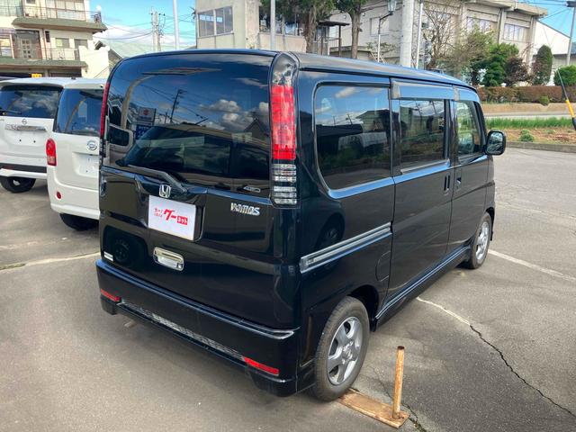 バモス Ｌ・スタイリッシュパッケージ　４ＷＤ　両側スライドドア　キーレスエントリー　ＡＴ　ＡＢＳ　ＣＤ　ＭＤ　ミュージックプレイヤー接続可　アルミホイール　衝突安全ボディ　エアコン　パワーステアリング　パワーウィンドウ（14枚目）