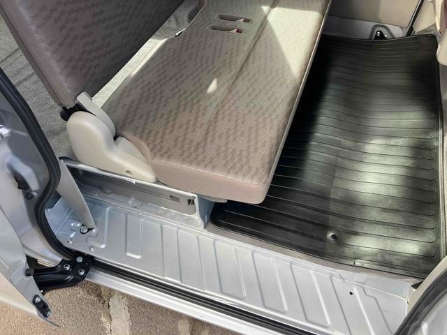 エブリイ ＰＡリミテッド　４ＷＤ　両側スライドドア　キーレス　ライトレベライザー　ＡＴ　盗難防止システム　ＡＢＳ　衝突安全ボディ　エアコン　パワーステアリング（30枚目）