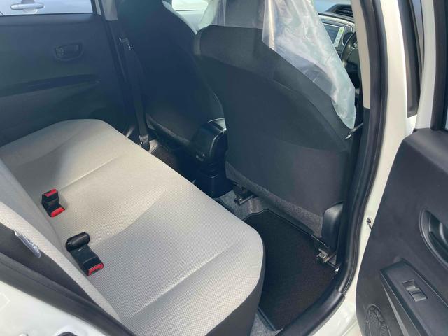 ヴィッツ Ｆ　４ＷＤ　ＥＴＣ　ナビＴＶ　アルミホイール　キーレス　エンジンスターター　電動格納ミラー　ＣＶＴ　衝突安全ボディ　ＡＢＳ　ＣＤ　取扱説明書　リアワイパー　ライトレベライザー（37枚目）
