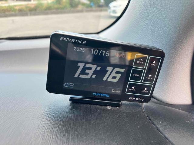 ヴィッツ Ｆ　４ＷＤ　ＥＴＣ　ナビＴＶ　アルミホイール　キーレス　エンジンスターター　電動格納ミラー　ＣＶＴ　衝突安全ボディ　ＡＢＳ　ＣＤ　取扱説明書　リアワイパー　ライトレベライザー（43枚目）