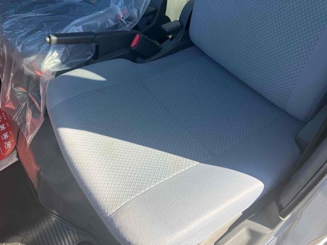 ハイゼットカーゴ DX 4WD 5MT 両側スライドドア キーレスエントリー エアコン パワーステアリング パワーウィンドウ 運転席エアバッグ 助手席エアバッグ(31枚目)