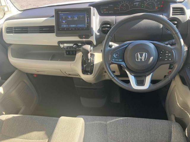 N-BOX G・Lターボホンダセンシング 4WD ETC バックカメラ 両側電動スライドドア ナビ TV オートクルーズコントロール レーンアシスト 衝突被害軽減システム オートライト LEDヘッドランプ スマートキー アイドリングストップ(2枚目)