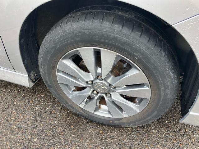 ステップワゴンスパーダ Z 4WD 8人乗り メモリーナビ フルセグTV バックカメラ 後席モニター 両側電動スライドドア ETC ドライブレコーダー スマートキー 取扱説明書(4枚目)