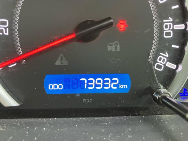 ノア Ｇ　４ＷＤ　左側電動スライドドア　ナビ　フルセグＴＶ　バックカメラ　Ｂｌｕｅｔｏｏｔｈ　ドライブレコーダー　スマートキー　ＥＴＣ（34枚目）