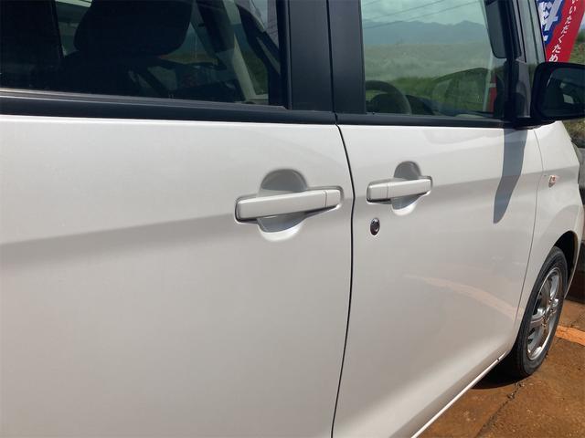 デイズルークス Ｓ　エコモード　助手席エアバック　寒冷地仕様車　ＡＣ　運転席エアバッグ　リモコンキー　フルフラット　ＡＢＳ　衝突安全ボディ　パワステ　４ＷＤ　シートヒーター　ベンチ　全席パワーウインドウ（11枚目）