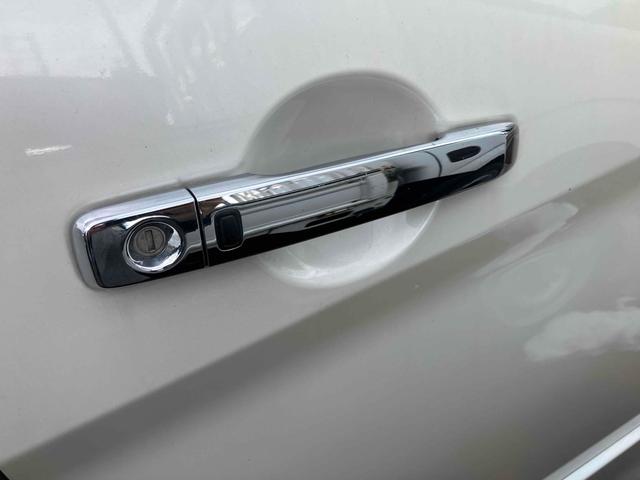 セレナ ハイウェイスター 4WD ドライブレコーダー ETC 全周囲カメラ ナビ TV クリアランスソナー オートクルーズコントロール パークアシスト 衝突被害軽減システム 両側電動スライドドア オートライト スマートキー(43枚目)