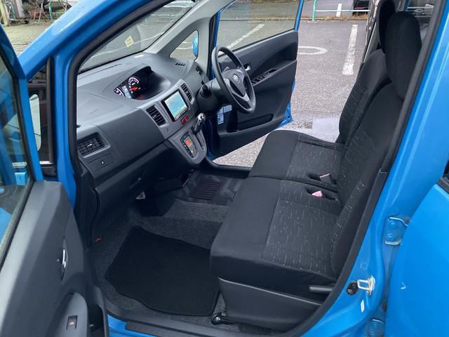 ステラ カスタムＲ　Ｓキー　ｉｓｔｏｐ　ナビ　フルセグ　ＣＤ　ＤＶＤ　Ｂｌｕｅｔｏｏｔｈ　フォグ　ＨＩＤ　アルミ（26枚目）