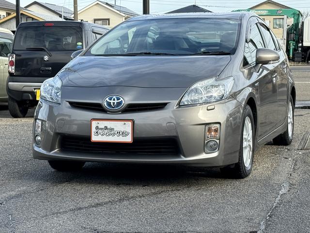 プリウス Ｓ　ＬＥＤエディション　自社　ローン　対応　ｉｓｔｏｐ　Ｓキー　ＥＴＣ　ナビ　　ワンセグ　ＣＤ　ＤＶＤ　Ｂｌｕｅｔｏｏｔｈ　ＬＥＤ　アルミ（6枚目）