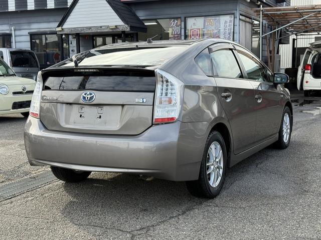 プリウス Ｓ　ＬＥＤエディション　自社　ローン　対応　ｉｓｔｏｐ　Ｓキー　ＥＴＣ　ナビ　　ワンセグ　ＣＤ　ＤＶＤ　Ｂｌｕｅｔｏｏｔｈ　ＬＥＤ　アルミ（11枚目）