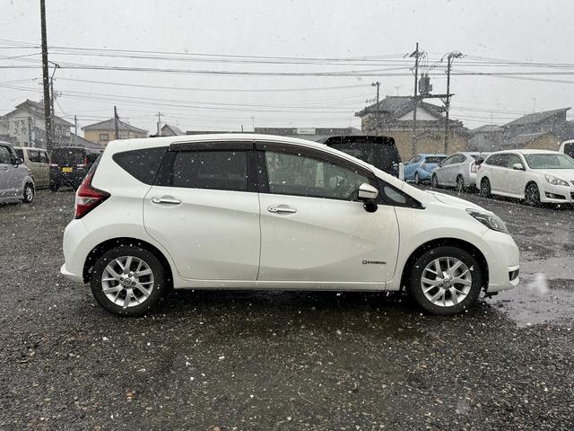 ノート ｅ－パワー　メダリスト　自社　ローン　対応（9枚目）