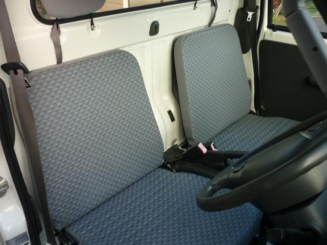 ハイゼットトラック エアコン・パワステ　スペシャル　４ＷＤ　エアコン　パワステ　マニュアル５速（14枚目）