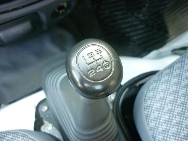 ハイゼットトラック エアコン・パワステ　スペシャル　４ＷＤ　エアコン　パワステ　マニュアル５速（19枚目）