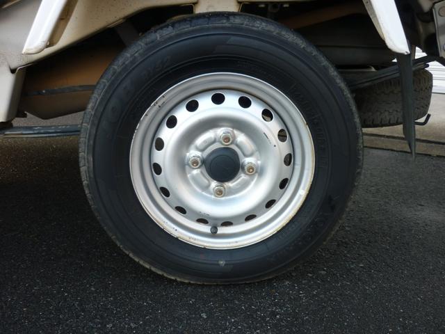 ハイゼットトラック エアコン・パワステ　スペシャル　４ＷＤ　エアコン　パワステ　マニュアル５速（23枚目）