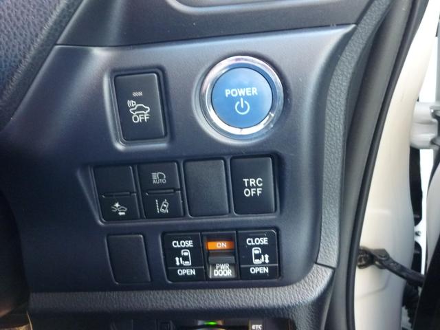 ノア ハイブリッドＸ　両側パワースライドドア　フリップダウン　ナビ　テレビ　Ｂｌｕｅｔｏｏｔｈ　バックカメラ　スマートキースペア有　トヨタセーフティセンス　ＥＴＣ（23枚目）