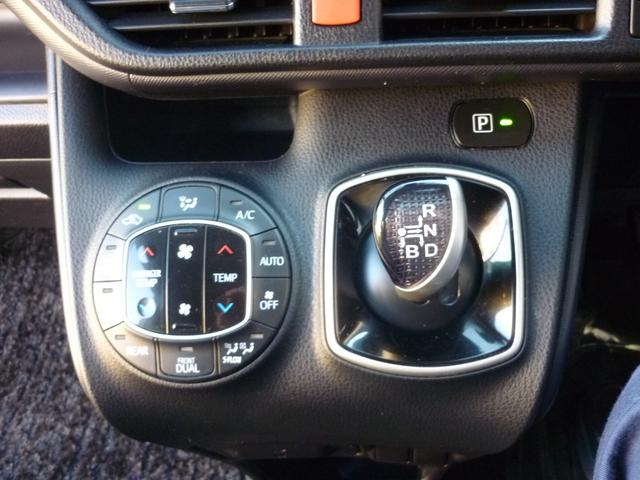 ノア ハイブリッドＸ　両側パワースライドドア　フリップダウン　ナビ　テレビ　Ｂｌｕｅｔｏｏｔｈ　バックカメラ　スマートキースペア有　トヨタセーフティセンス　ＥＴＣ（25枚目）